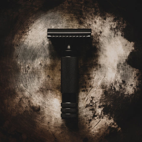 The Holy Black SR-71 Guard Bar Safety Razor